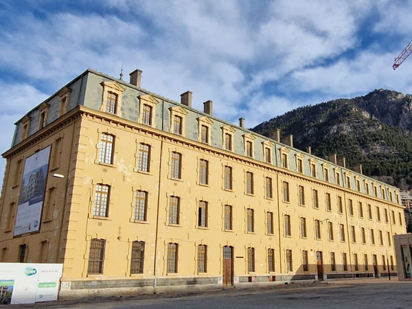 Image for Abamo accompagne la transformation de la caserne Berwick à Briançon en Résidence Hôtelière