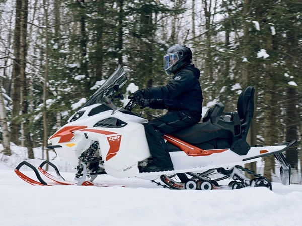 Image for Les nouvelles motoneiges électriques Lynx/Skidoo tournent à Avoriaz